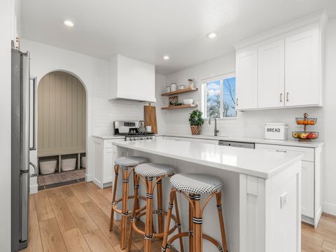 Tiny photo for 411 E DAYBREAK DR N, Pleasant Grove, UT 84062 (MLS # 2137791)