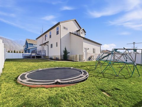 Tiny photo for 411 E DAYBREAK DR N, Pleasant Grove, UT 84062 (MLS # 2137791)