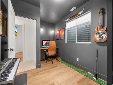 Tiny photo for 411 E DAYBREAK DR N, Pleasant Grove, UT 84062 (MLS # 2137791)