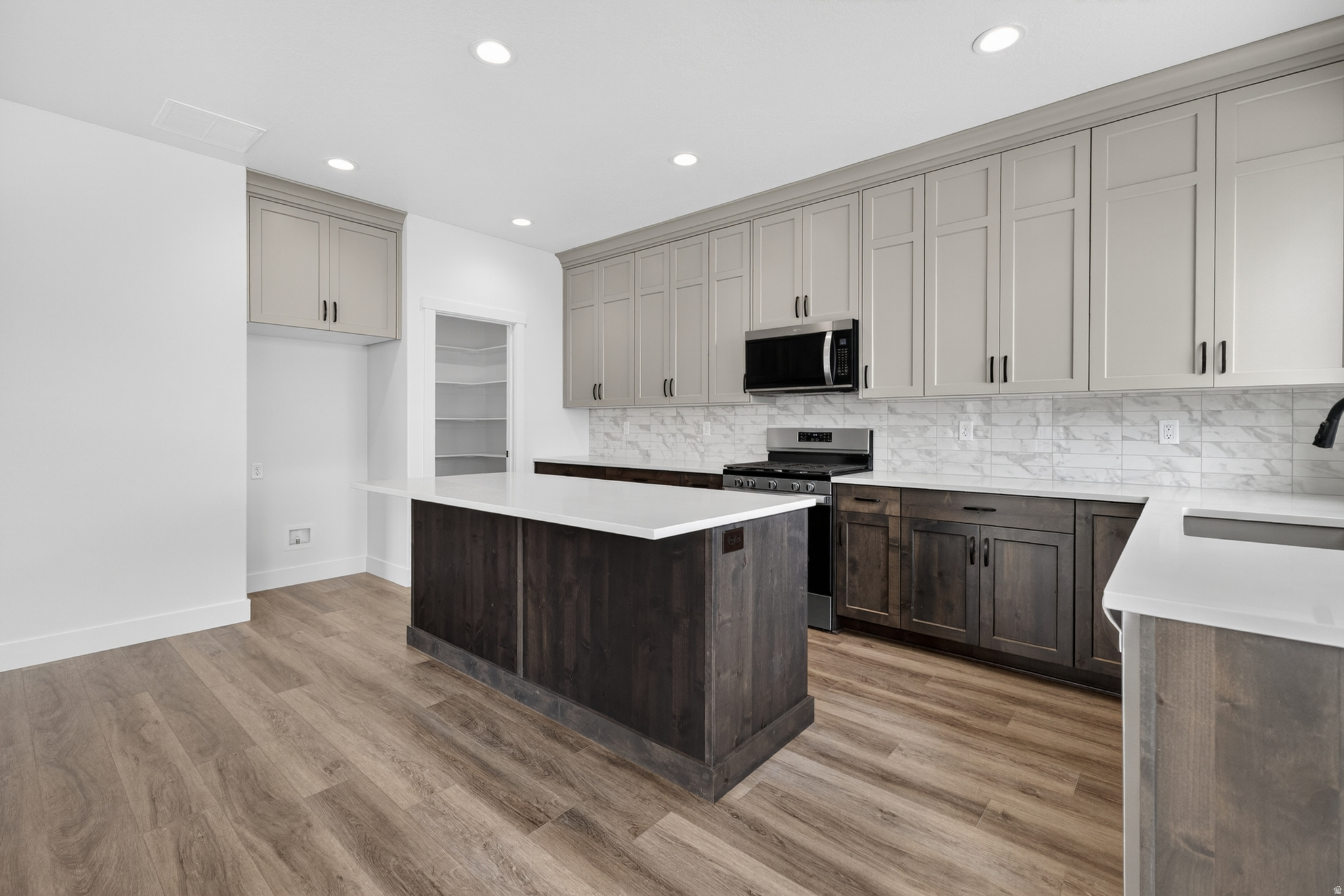 CREEKSIDE AT JDC RANCH - Residential