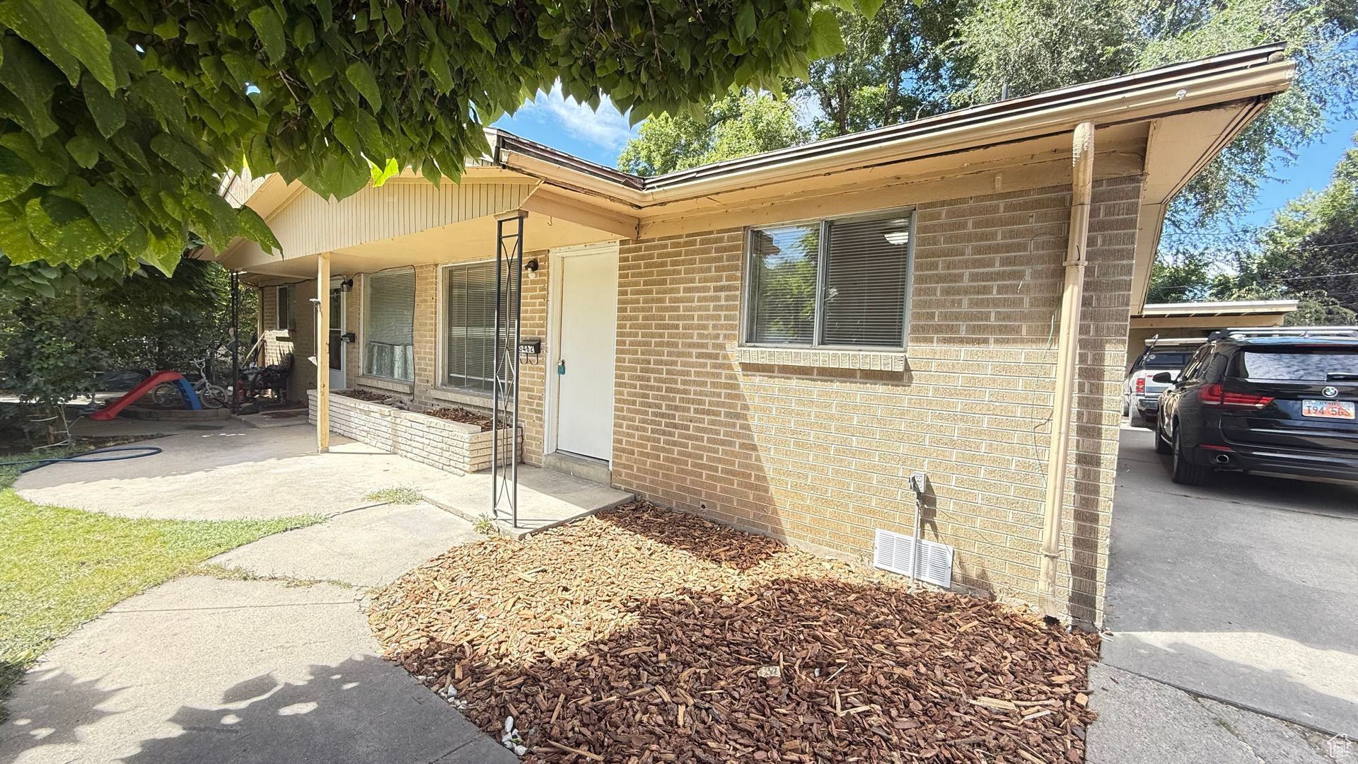 TEN AC PLAT A - Residential Lease
