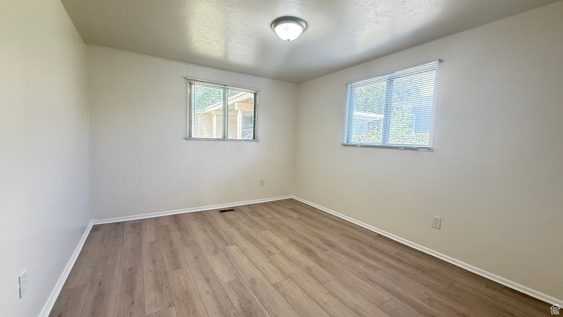 TEN AC PLAT A - Residential Lease