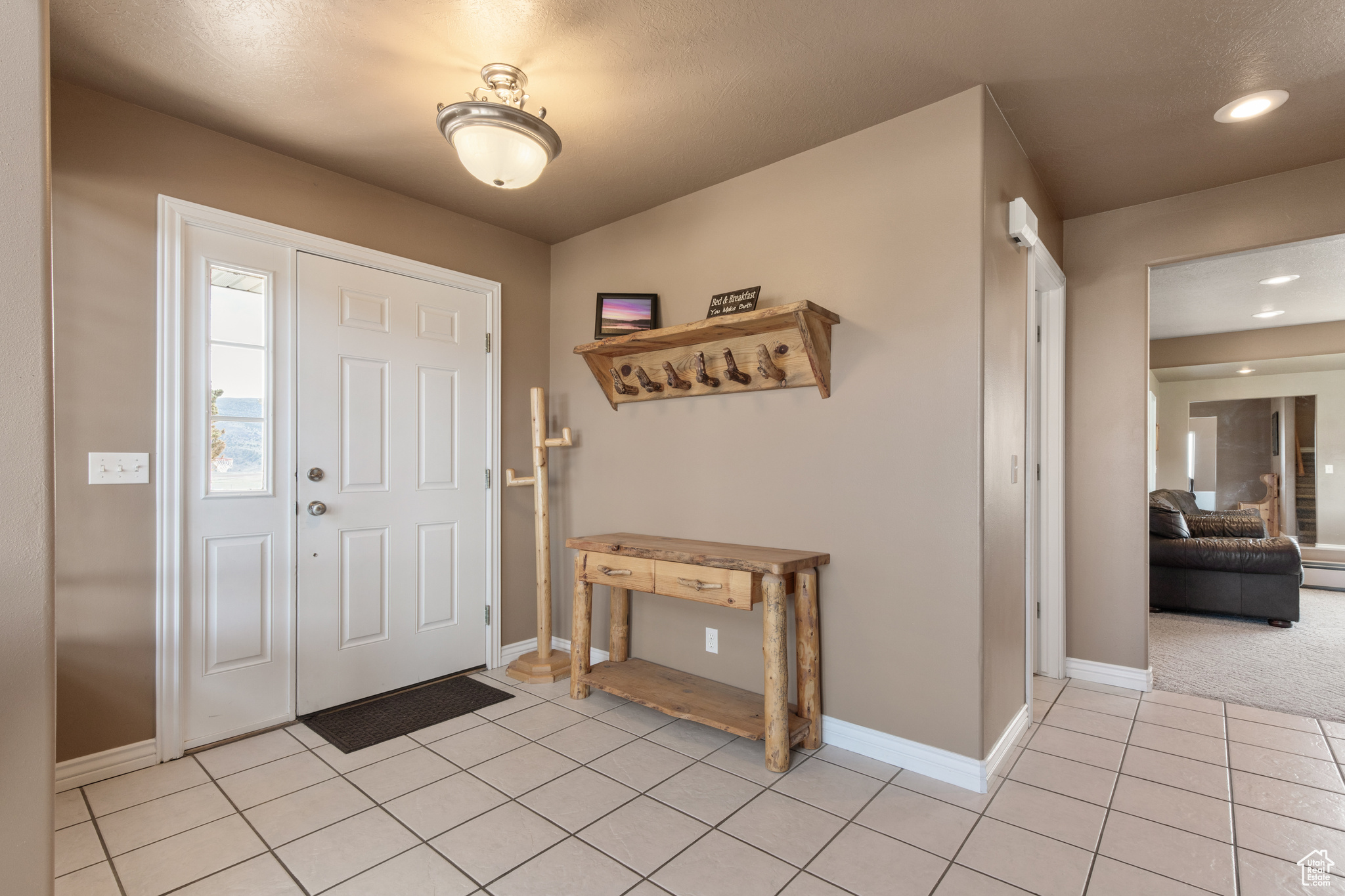 LAST CHANCE PH 1 LOT 8 - Residential