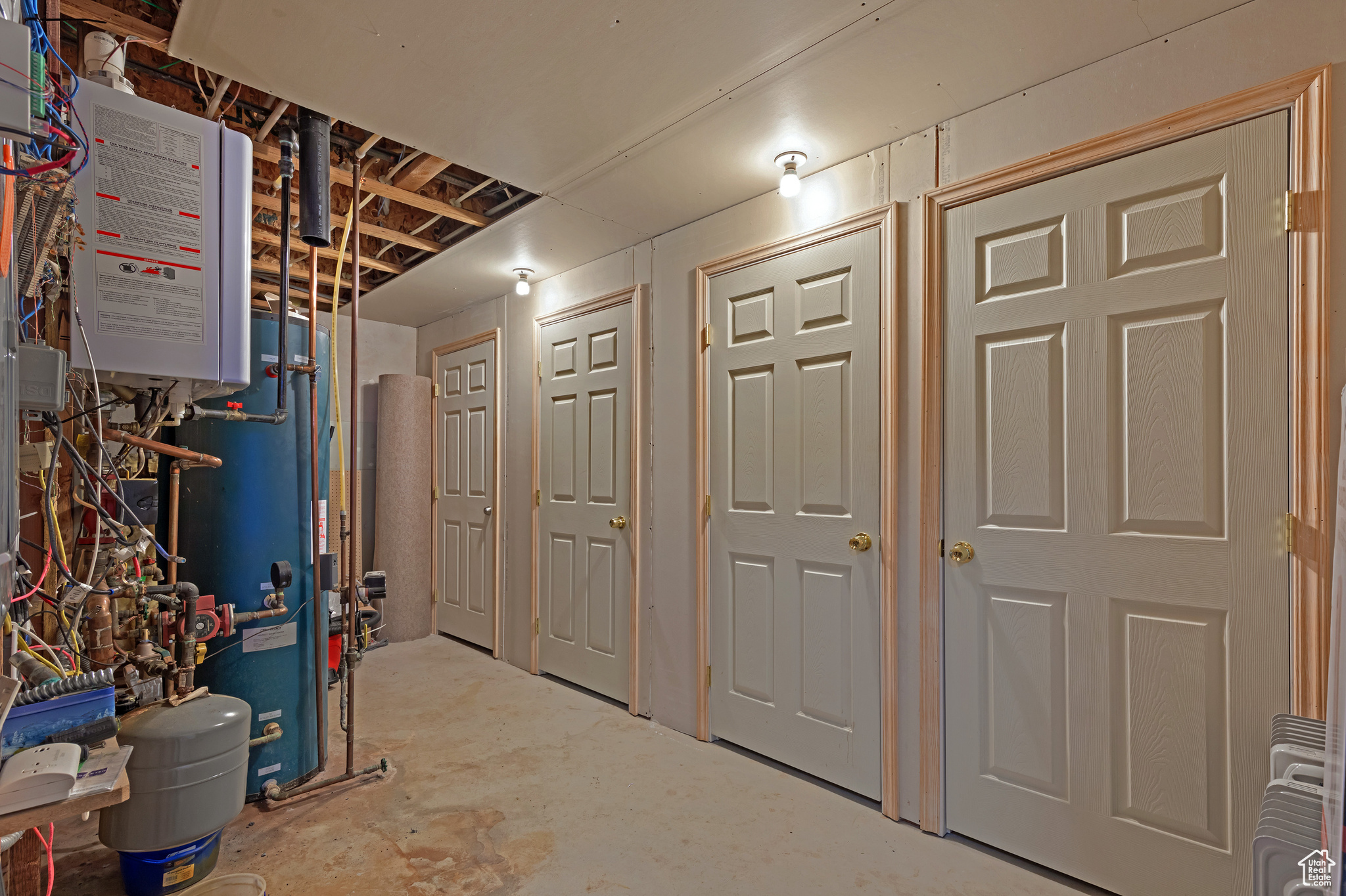 LAST CHANCE PH 1 LOT 8 - Residential