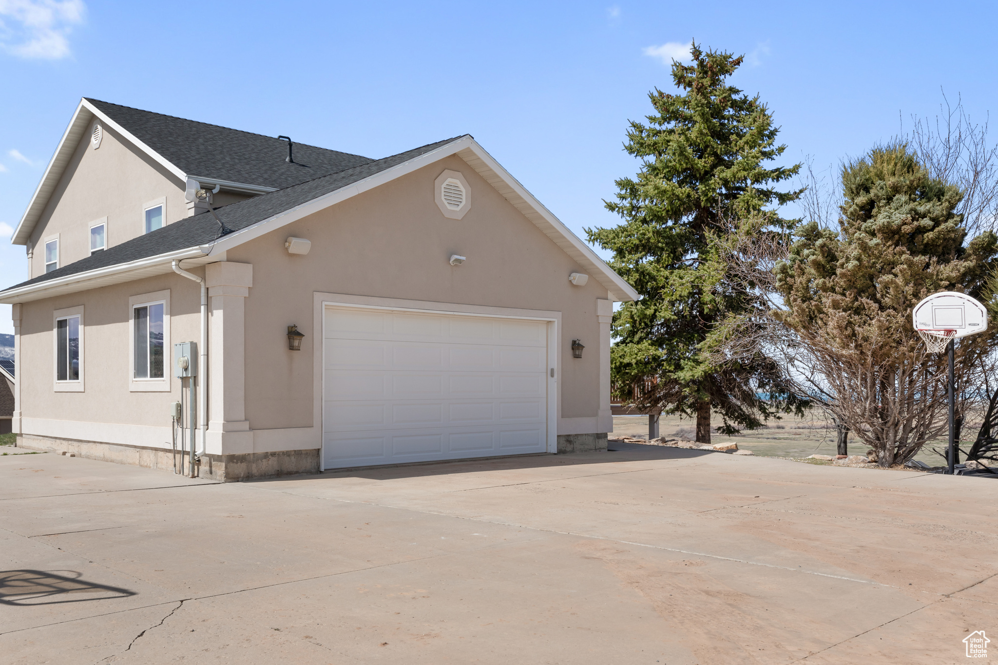 LAST CHANCE PH 1 LOT 8 - Residential