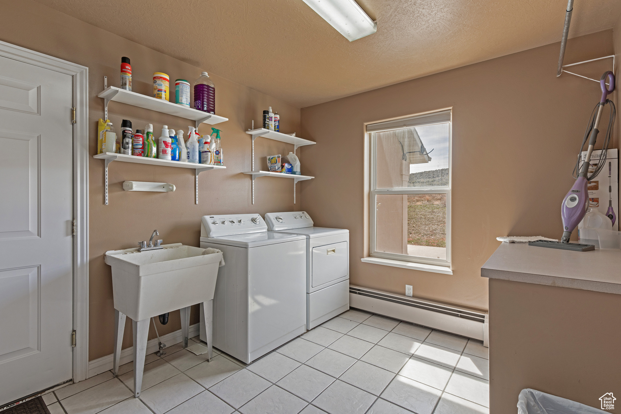 LAST CHANCE PH 1 LOT 8 - Residential