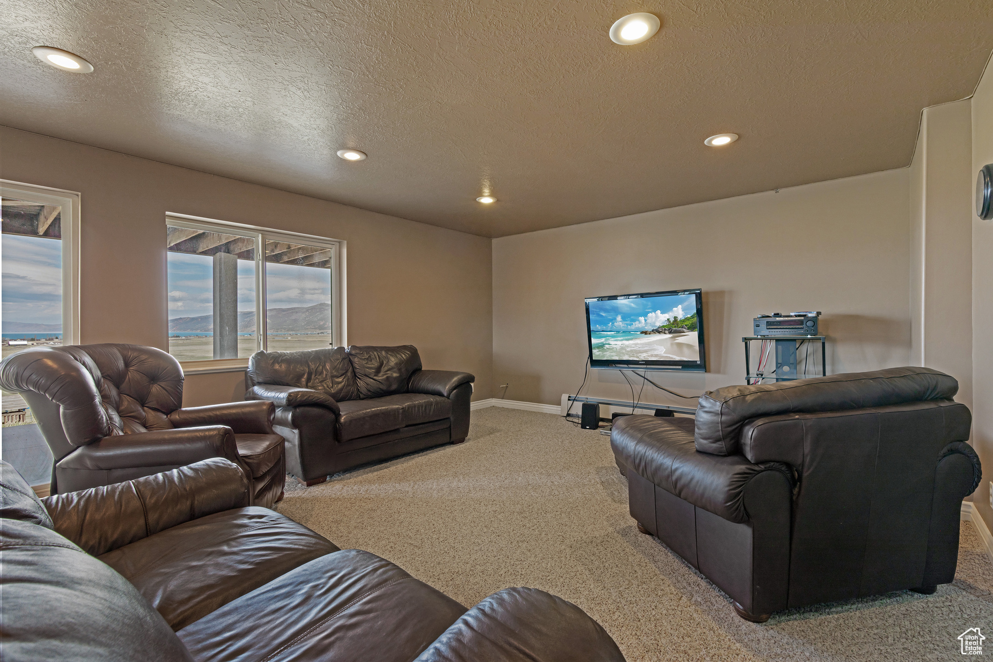 LAST CHANCE PH 1 LOT 8 - Residential