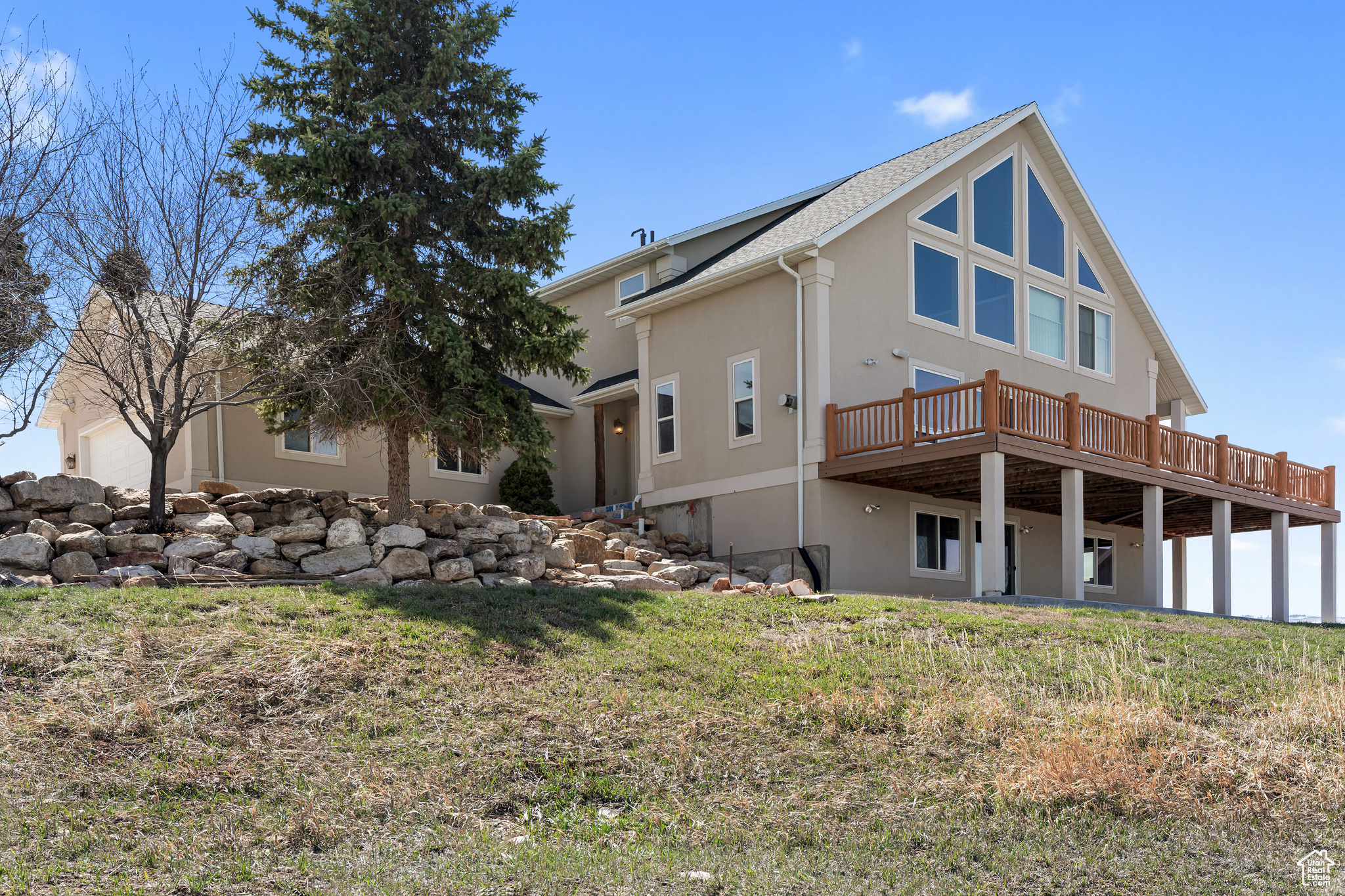 LAST CHANCE PH 1 LOT 8 - Residential