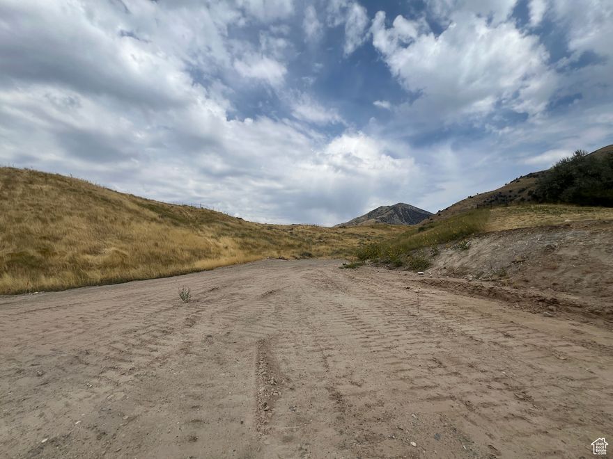 Rare lot in Cliffside with .60 acres to build on. Beautiful mountain and valley views! Gorgeous, spacious and ready to build your custom Dream Home upon!