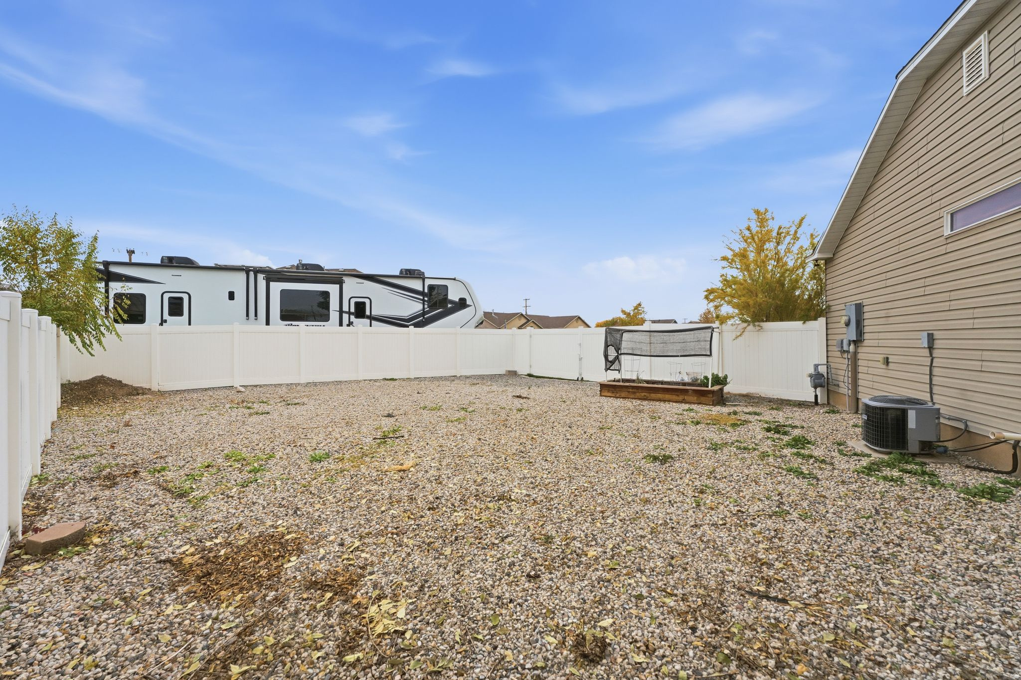 WILD HORSES - Residential