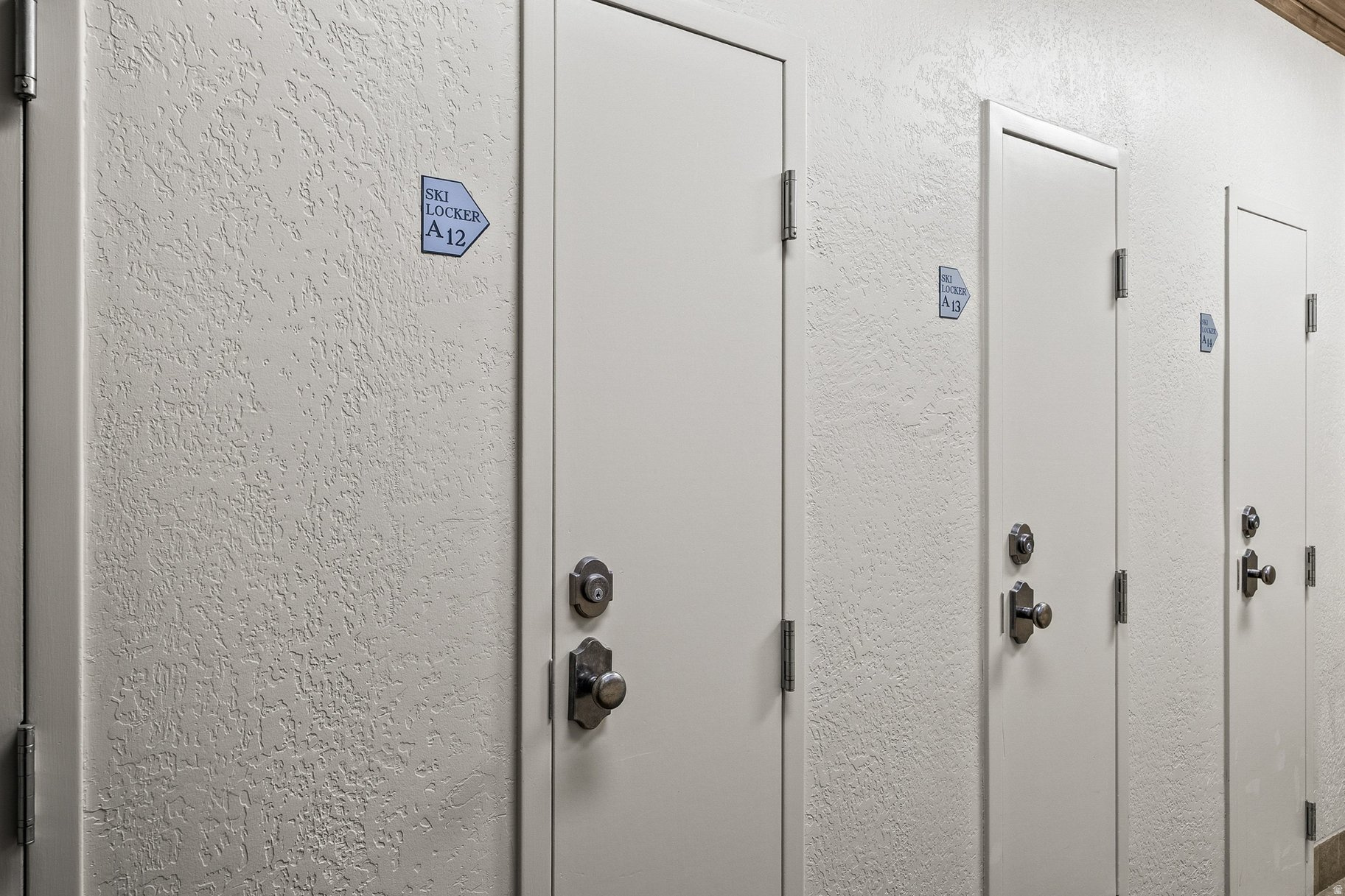 POWDER RUN - Residential