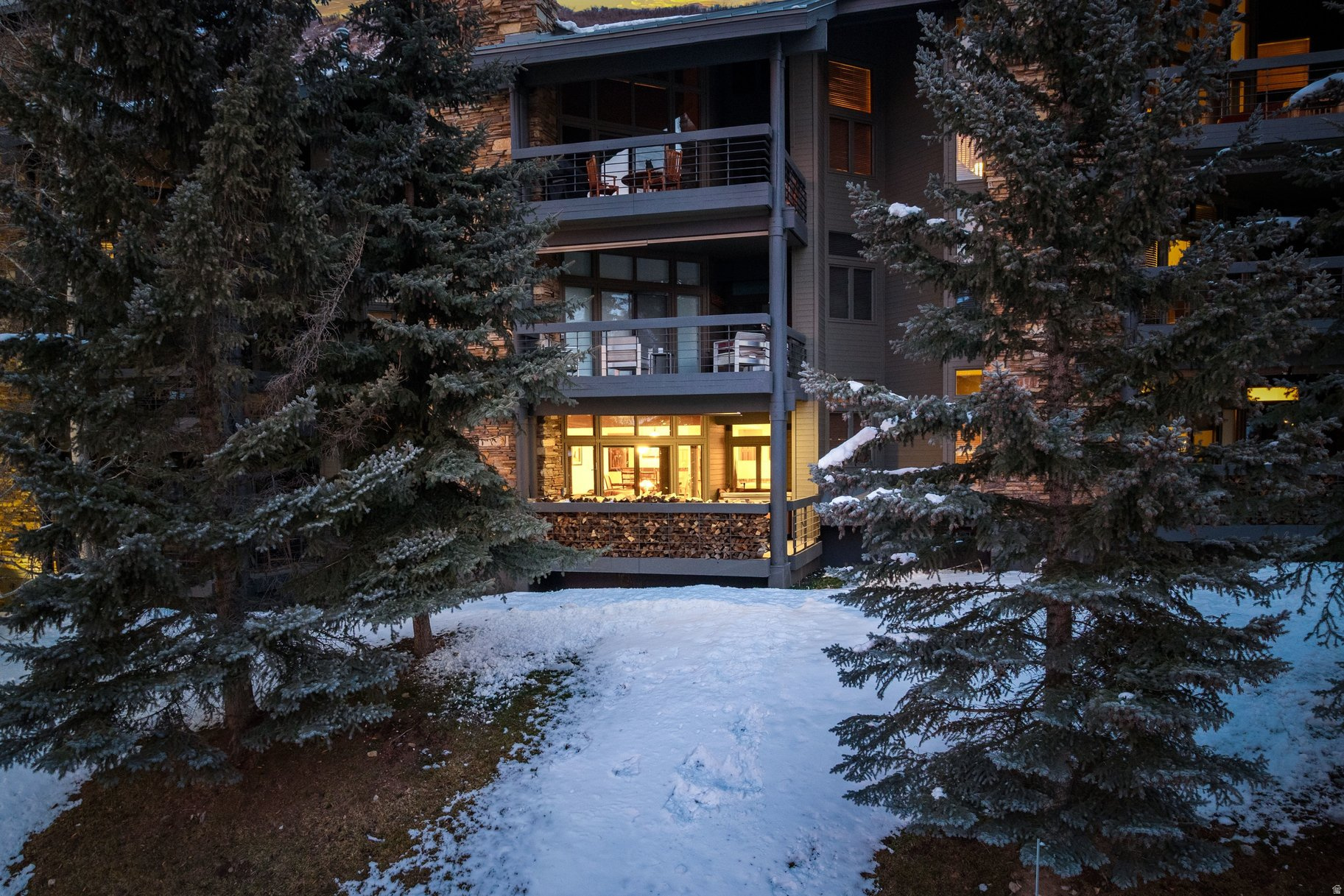 POWDER RUN - Residential