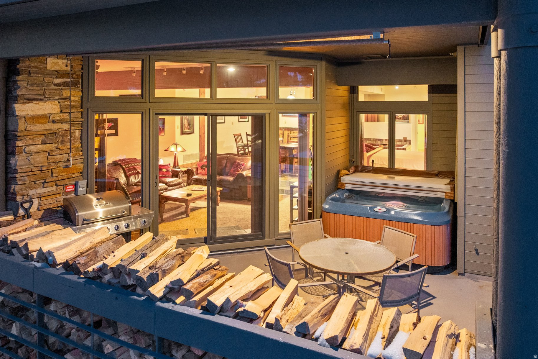 POWDER RUN - Residential