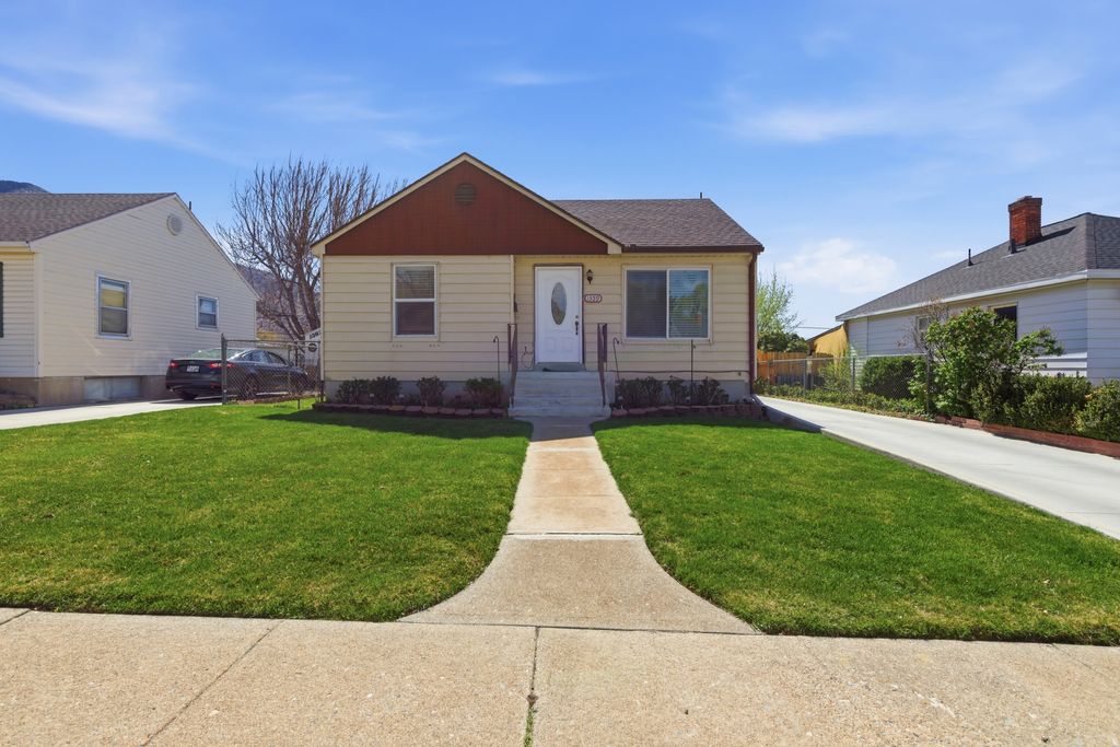 Photo of 1359 E SWAN St, Ogden, UT 84401 (MLS # 2146085)