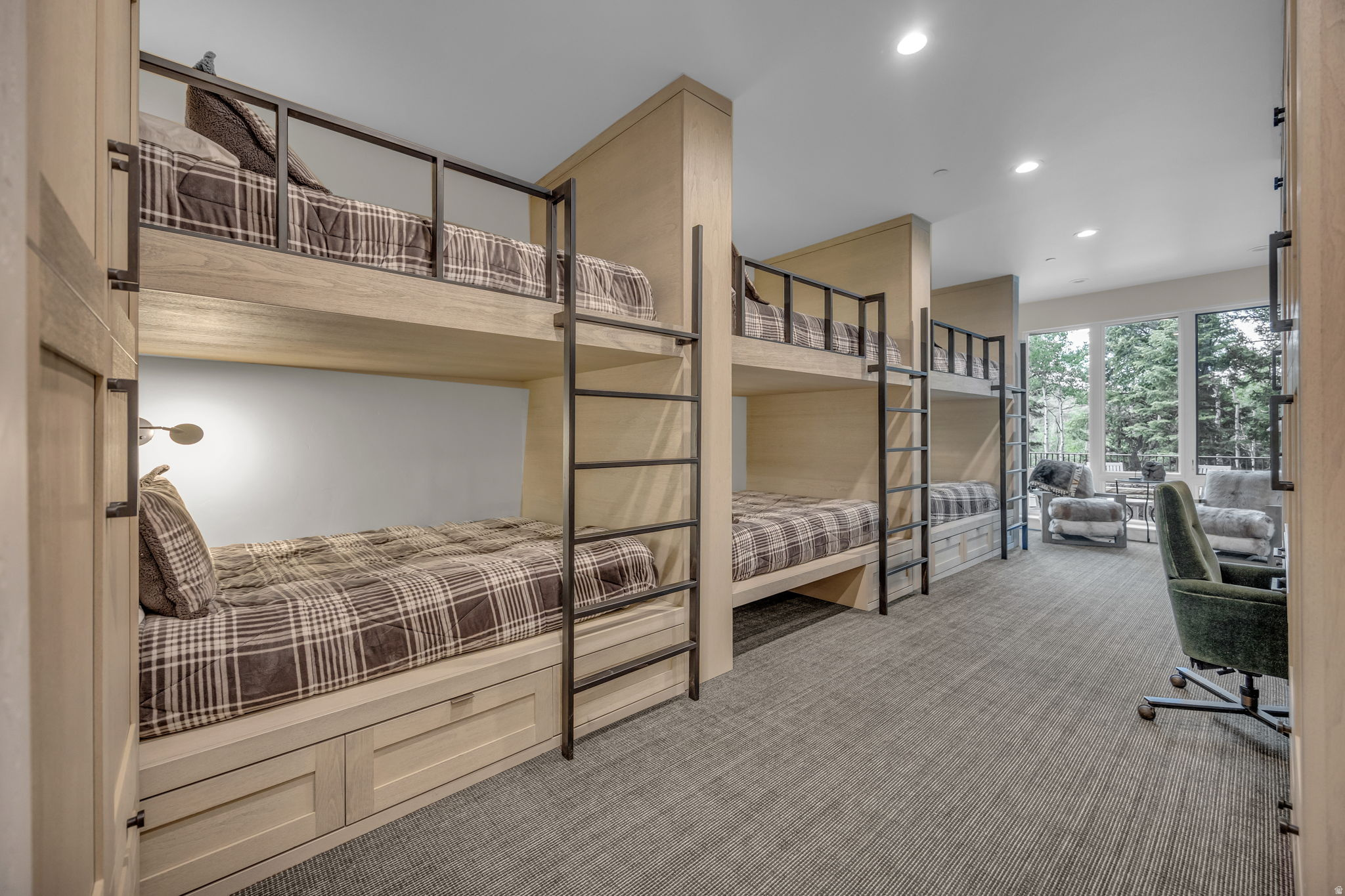 COLONY AT WHITE PINE CANYON - Residential