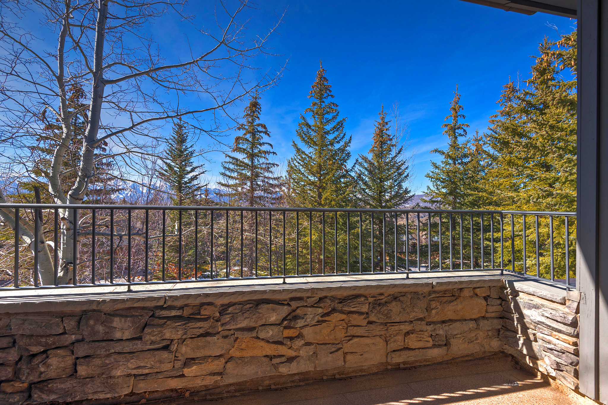 RANCH CLUB CABINS - Residential