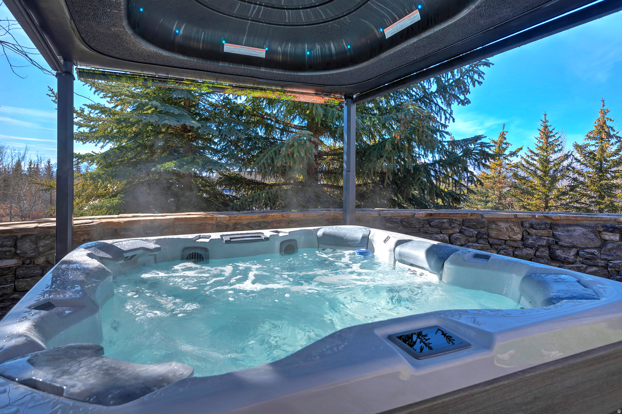 RANCH CLUB CABINS - Residential