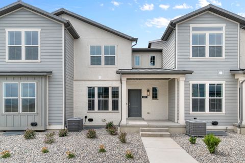 Photo of 1820 N 3560 W, Lehi, UT 84043 (MLS # 2129967)