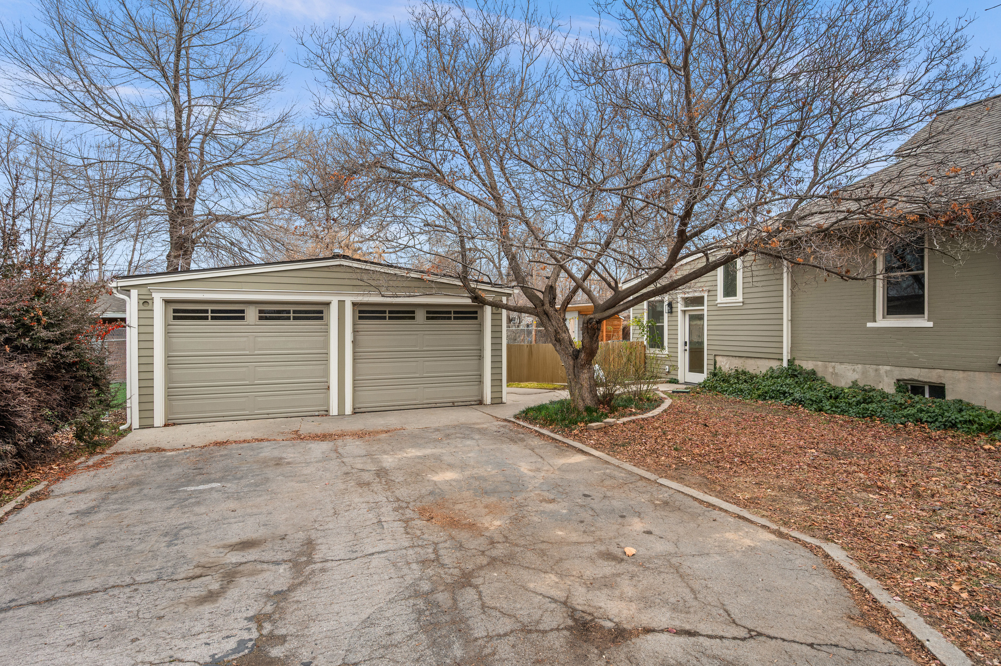 LONGVIEW PARK ADD - Residential