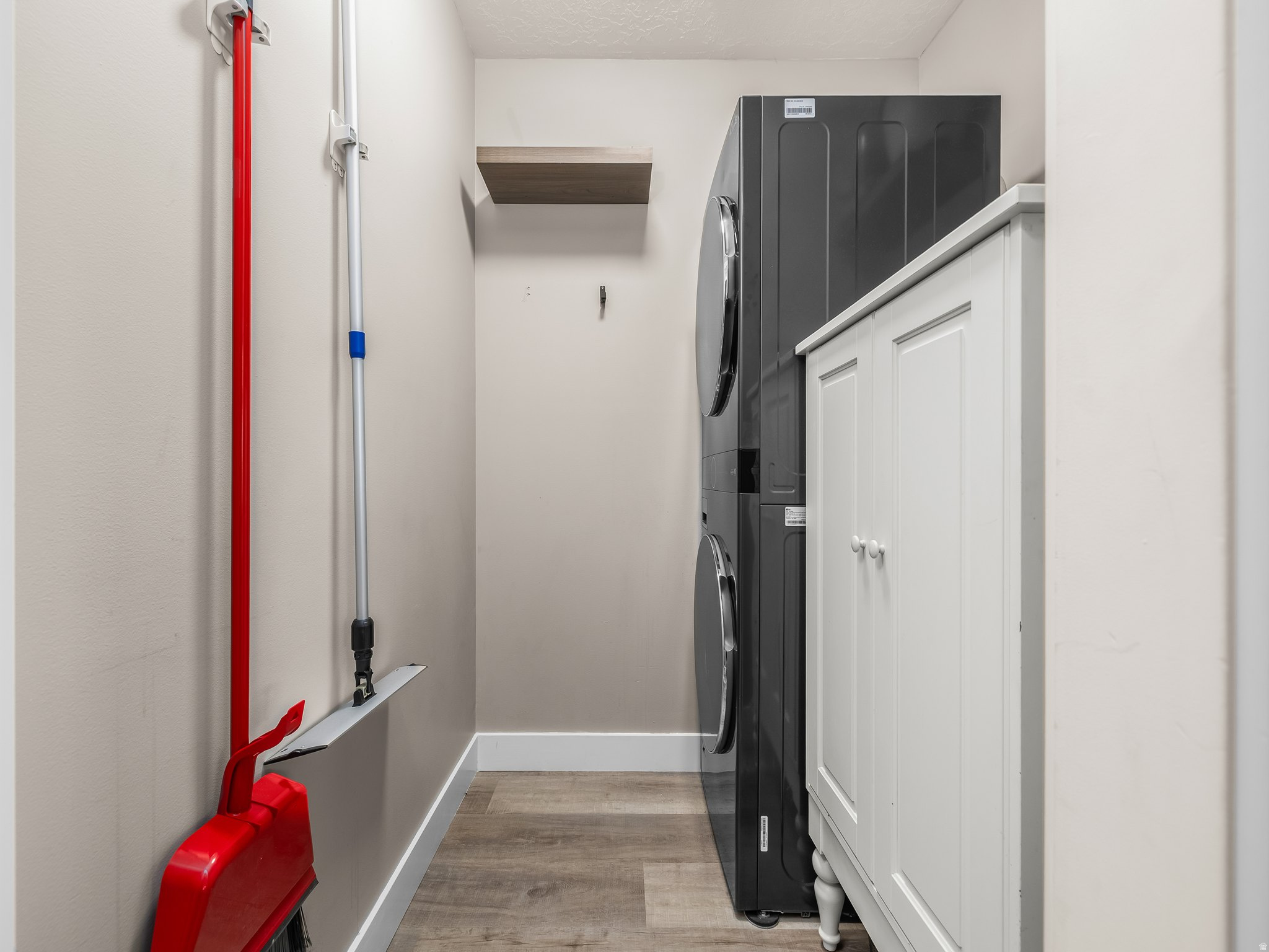 HIGH MOUNTAIN MEADOW - Residential