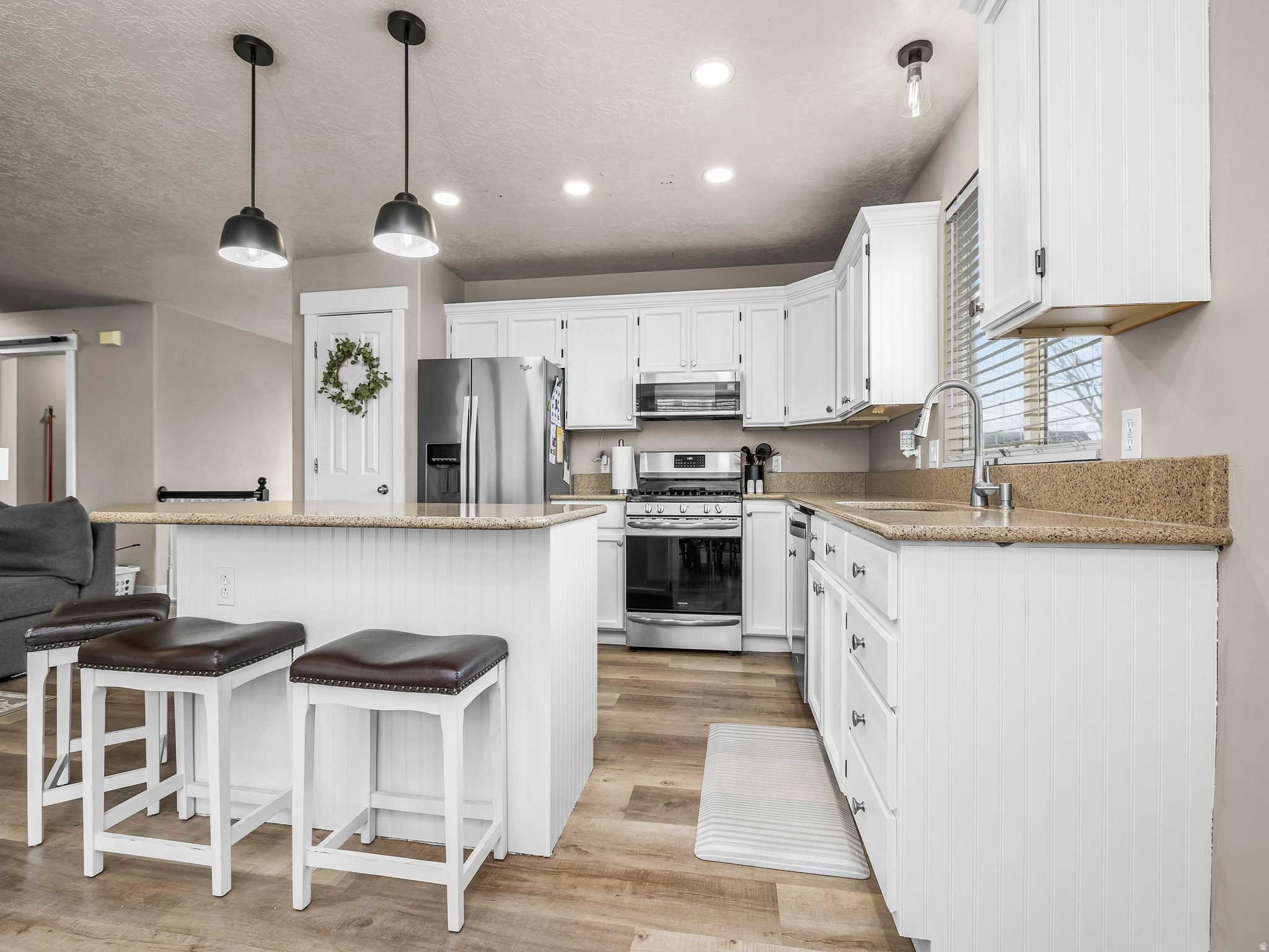 HIGH MOUNTAIN MEADOW - Residential