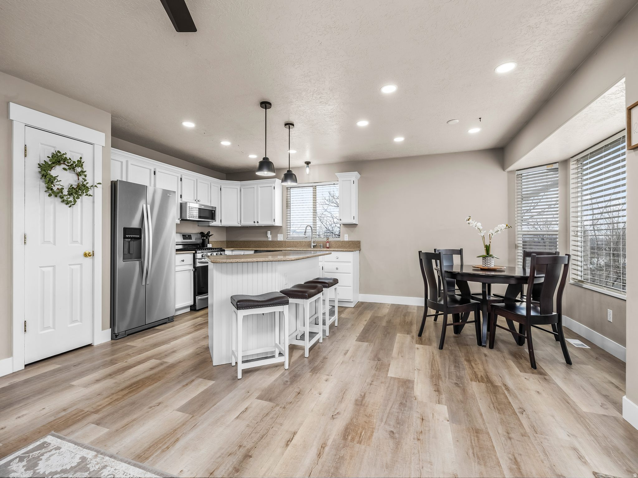 HIGH MOUNTAIN MEADOW - Residential