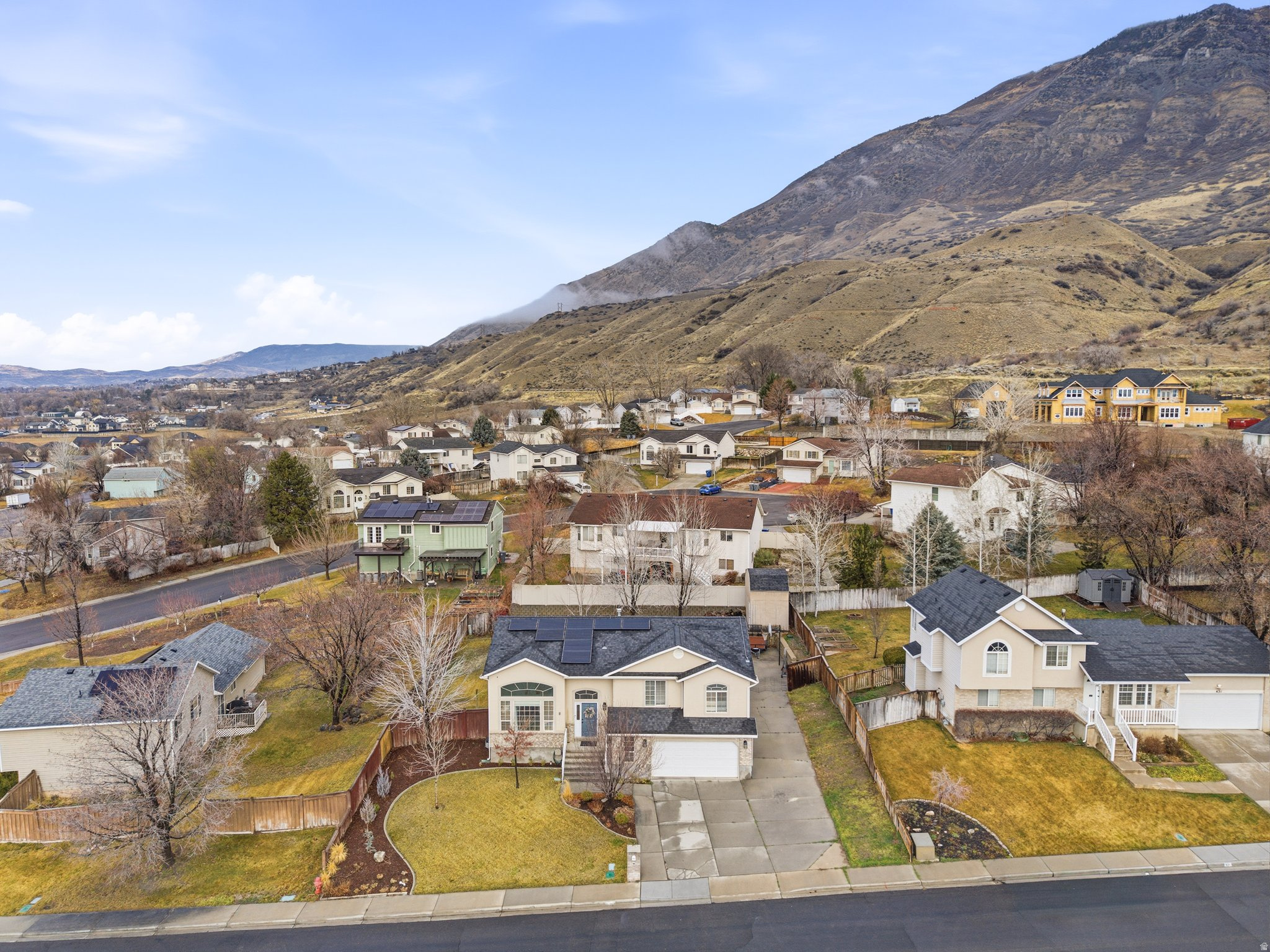 HIGH MOUNTAIN MEADOW - Residential