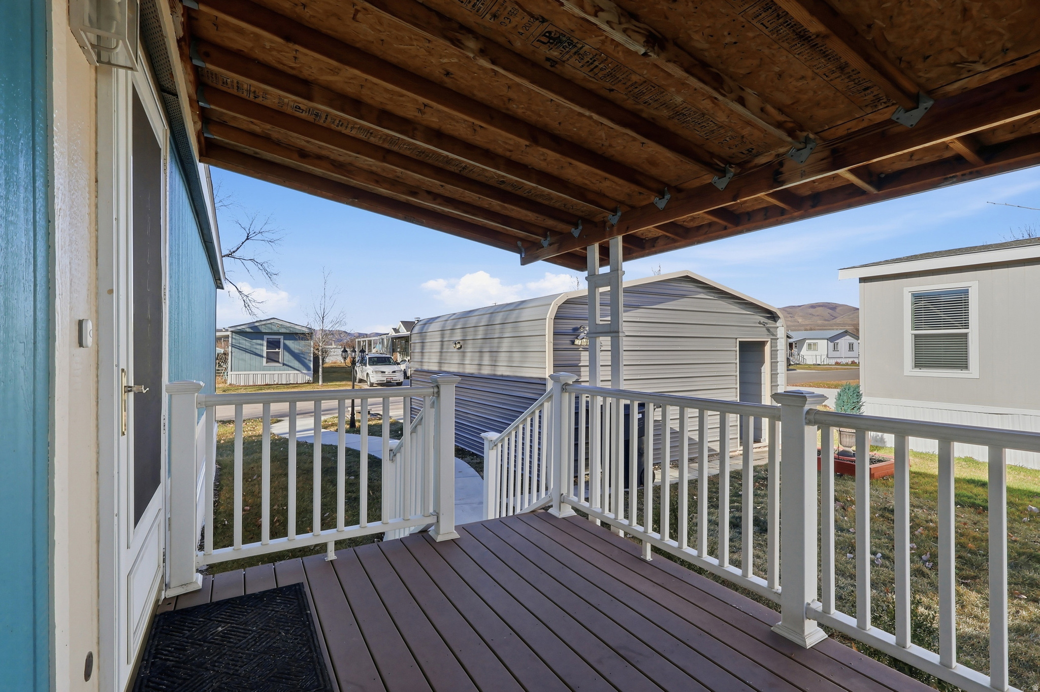 TOWN & COUNTRY ESTATES - Residential