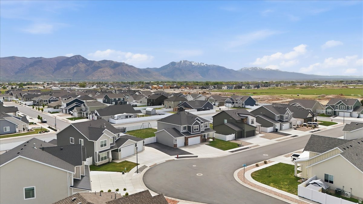 WEST PARK VILLAGE PHASE 2 - Residential