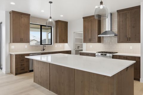 Tiny photo for 8 S 650 W, Hyrum, UT 84319 (MLS # 2126599)