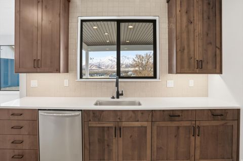 Tiny photo for 8 S 650 W, Hyrum, UT 84319 (MLS # 2126599)