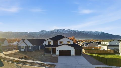 Tiny photo for 8 S 650 W, Hyrum, UT 84319 (MLS # 2126599)