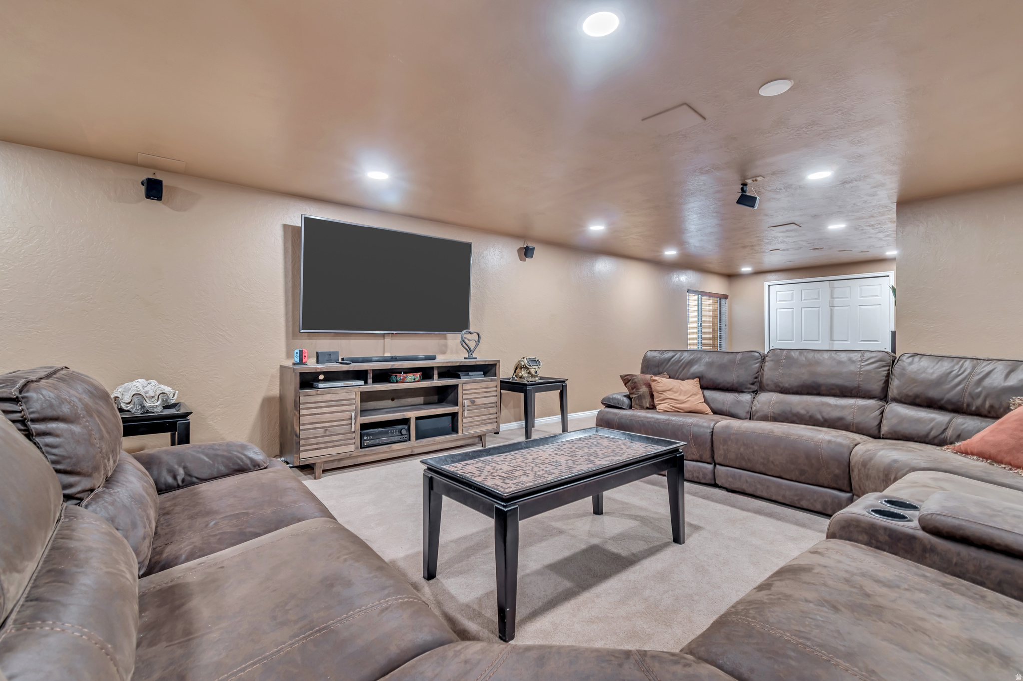 D&T HOMES - Residential