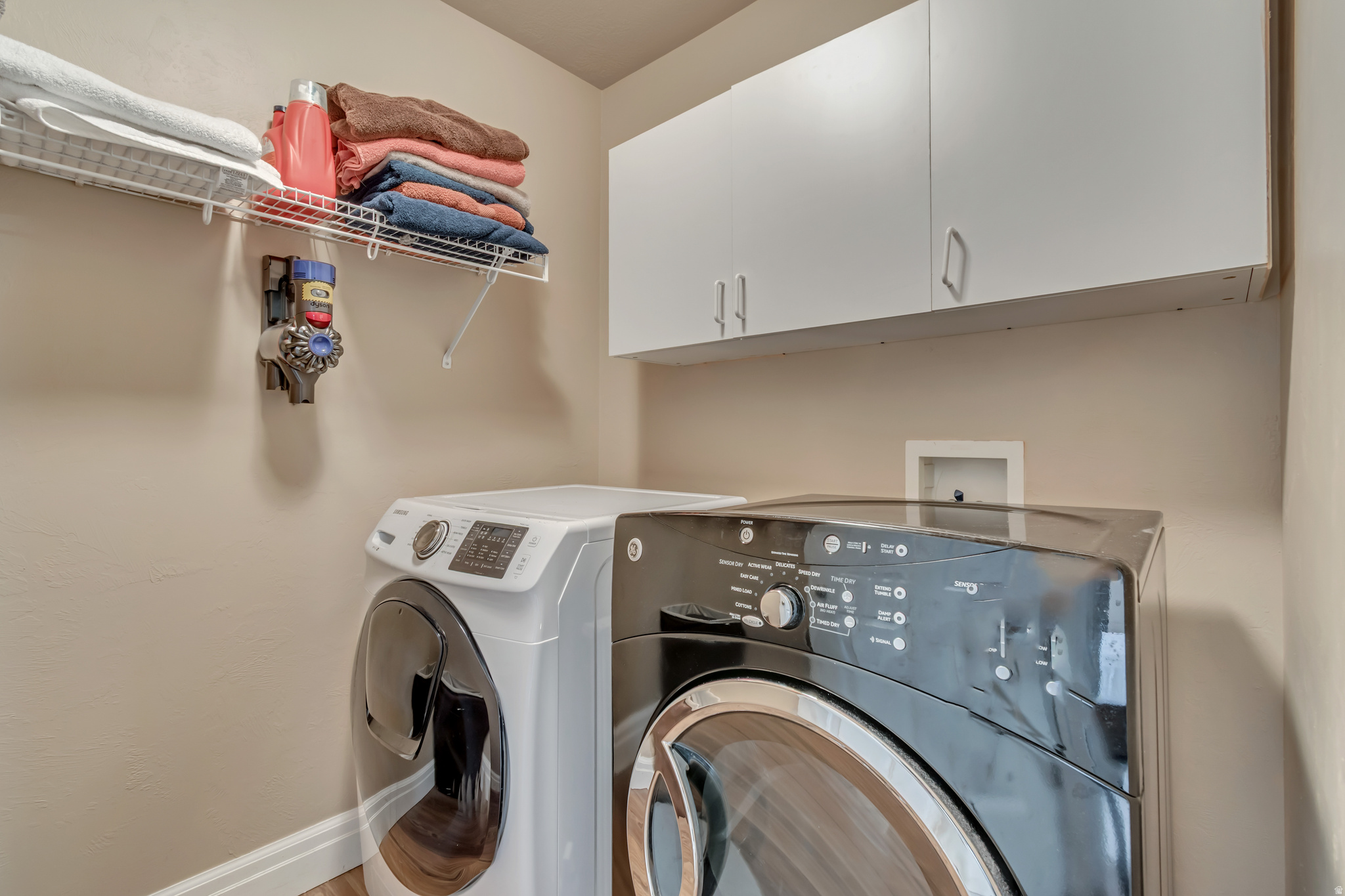 D&T HOMES - Residential