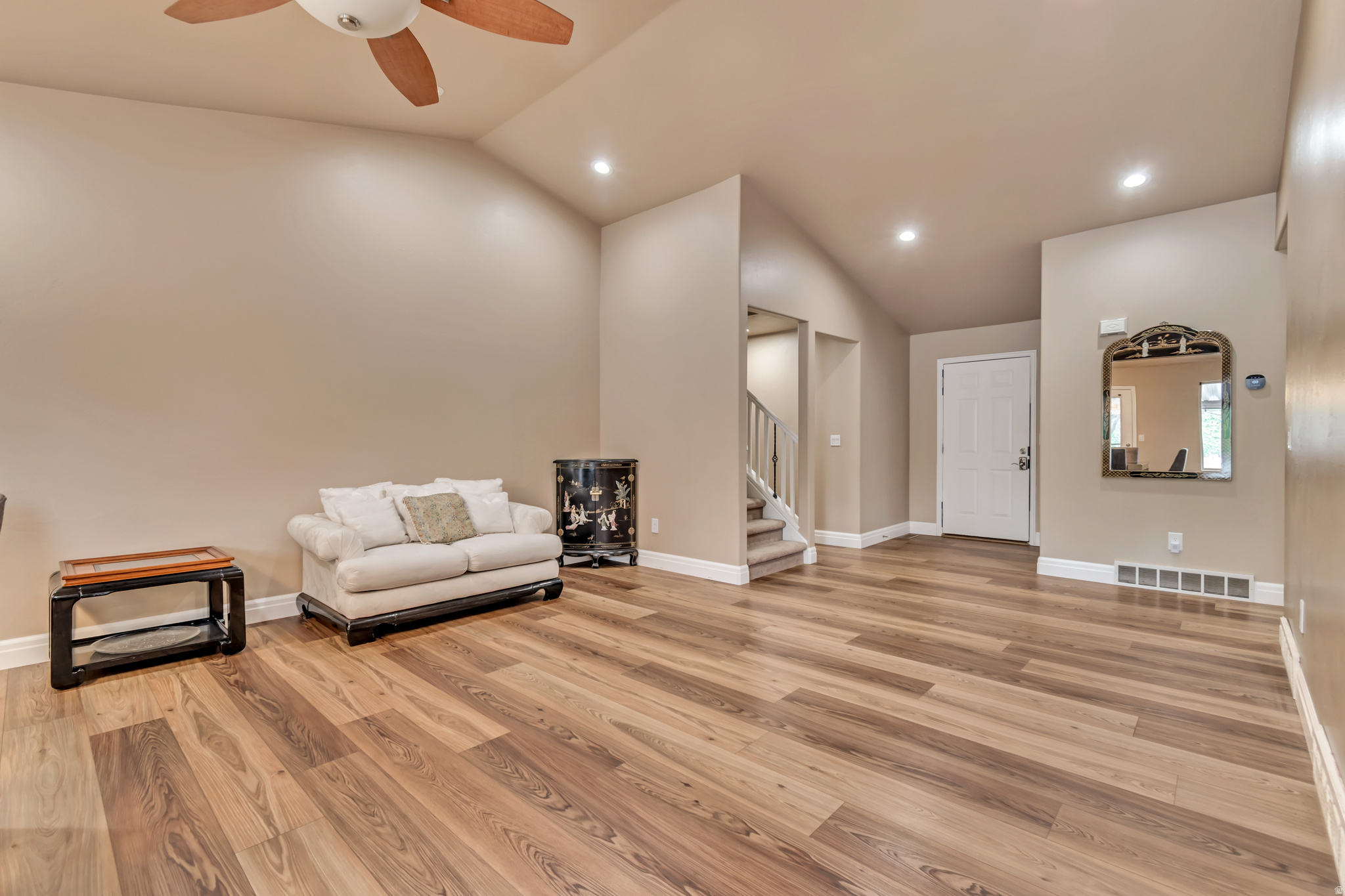 D&T HOMES - Residential