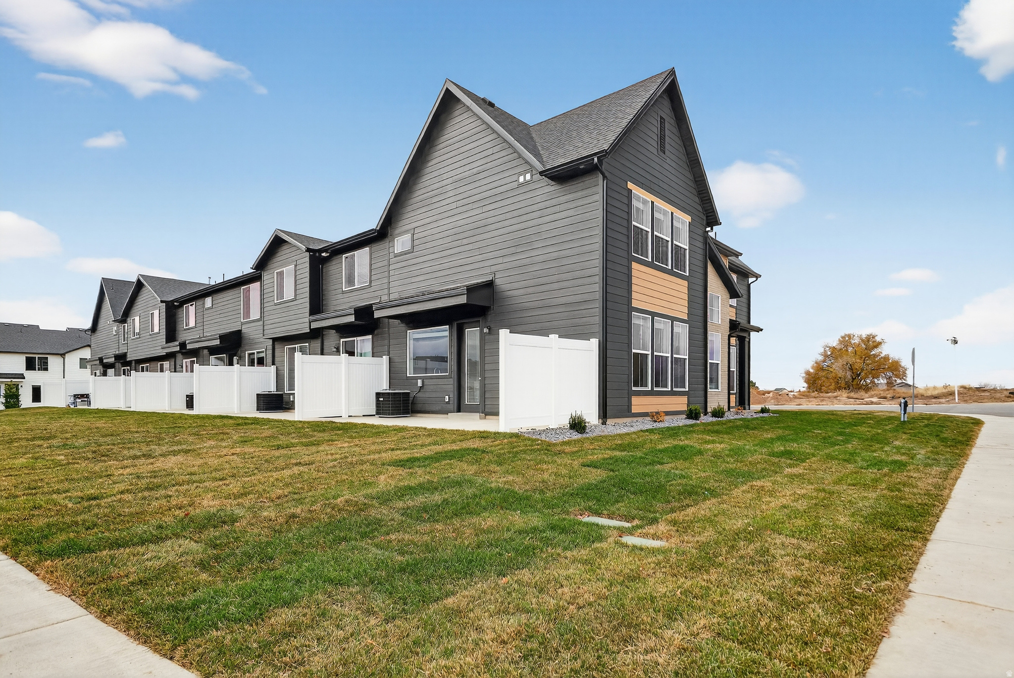 VILLAGES AT GREEN FARM - Residential