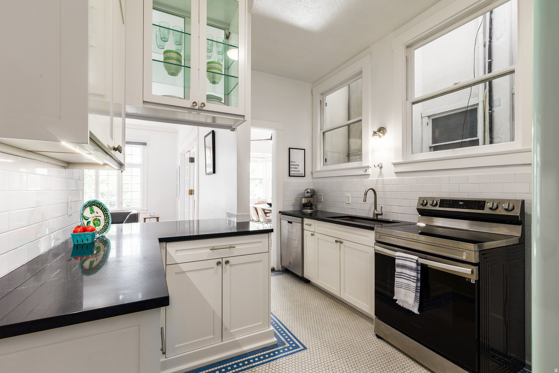 THE MARYLAND CONDM - Residential