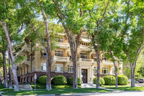 Photo of 839 E SOUTH TEMPLE St #204, Salt Lake City, UT 84102 (MLS # 2158981)
