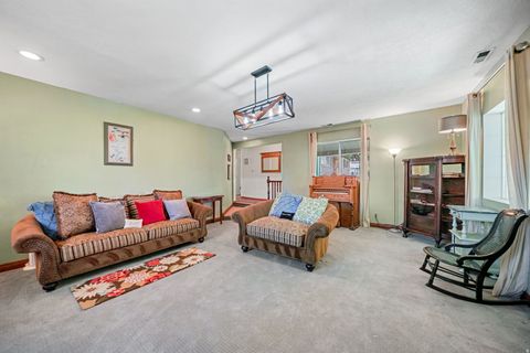 Tiny photo for 1500 JORDAN AVE, Provo, UT 84604 (MLS # 2122595)