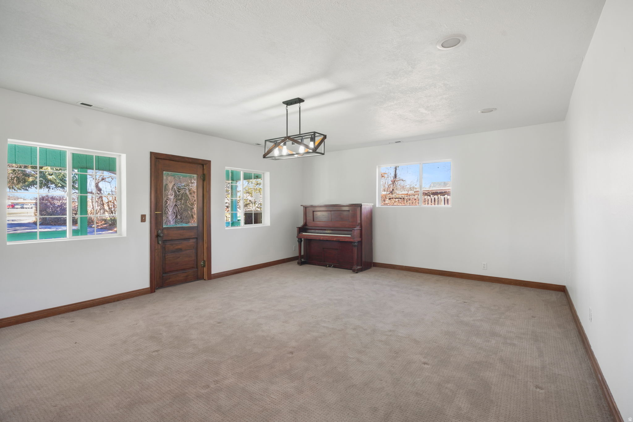 GRANDVIEW - Residential