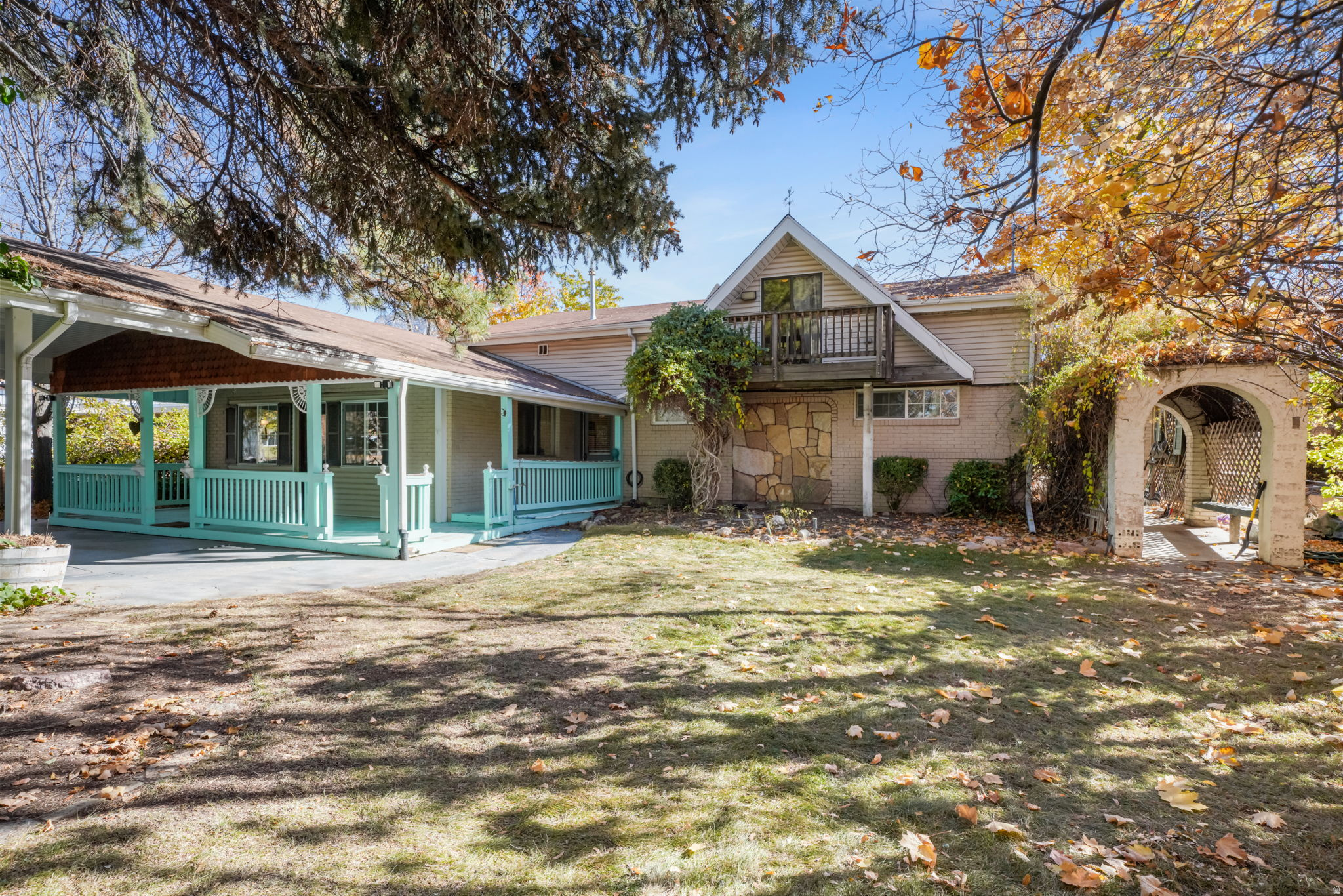 GRANDVIEW - Residential