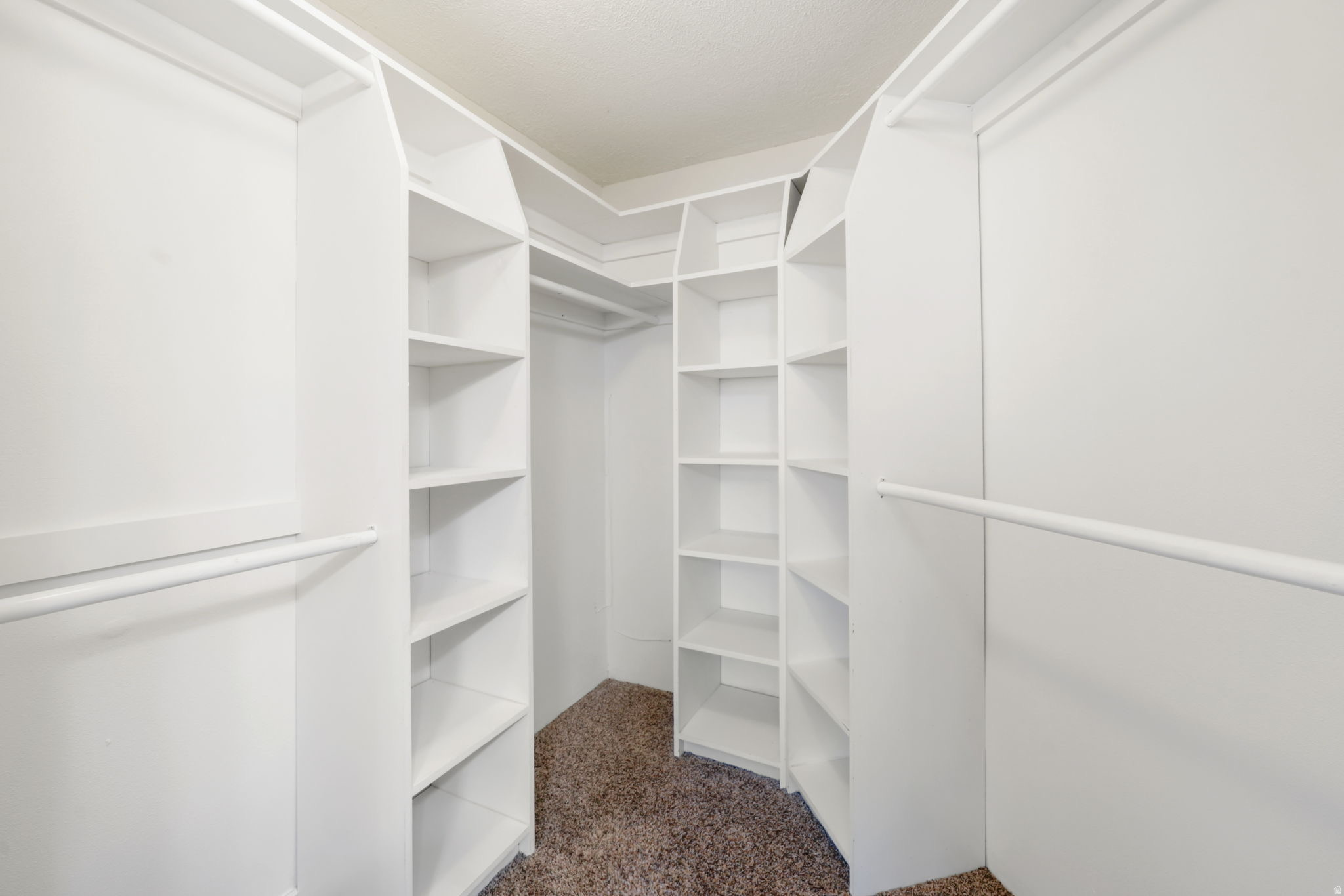 GRANDVIEW - Residential