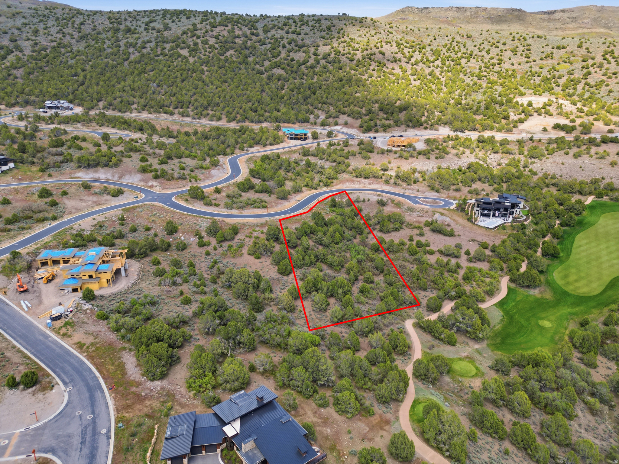 RED LEDGES - Land