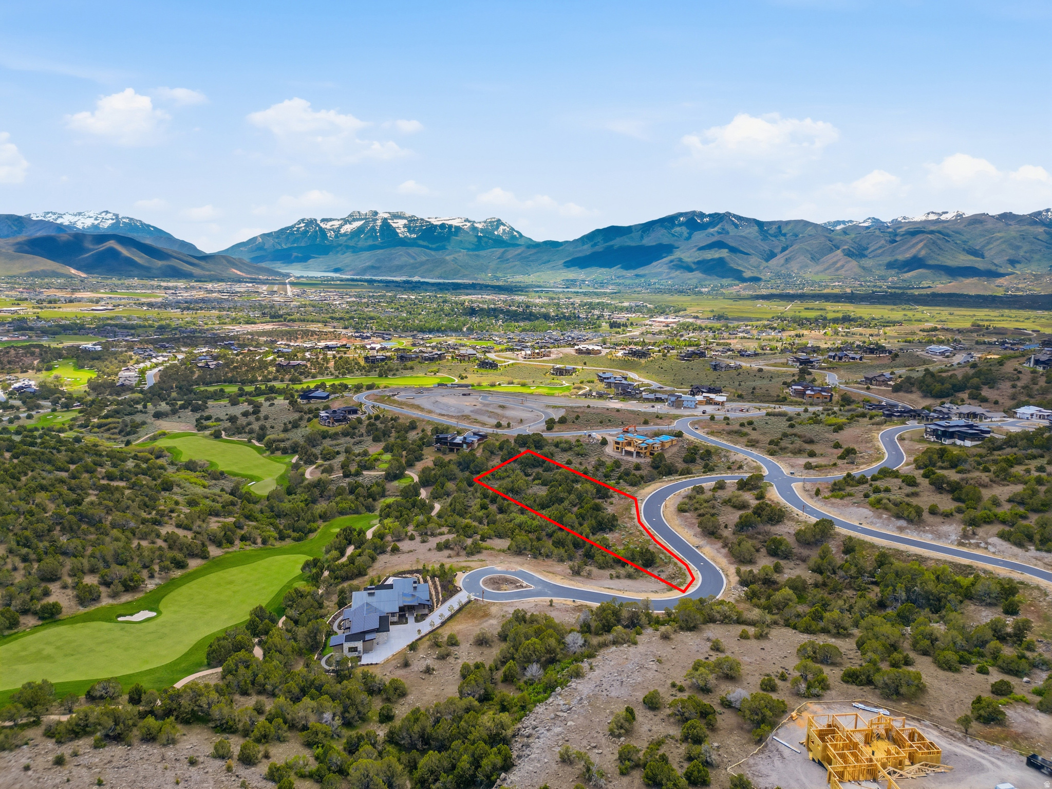 RED LEDGES - Land