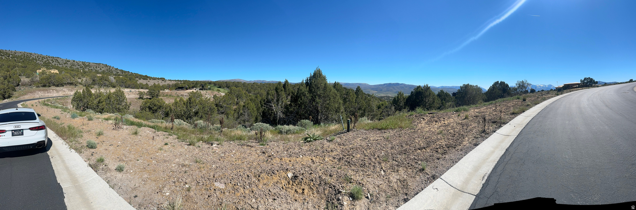 RED LEDGES - Land