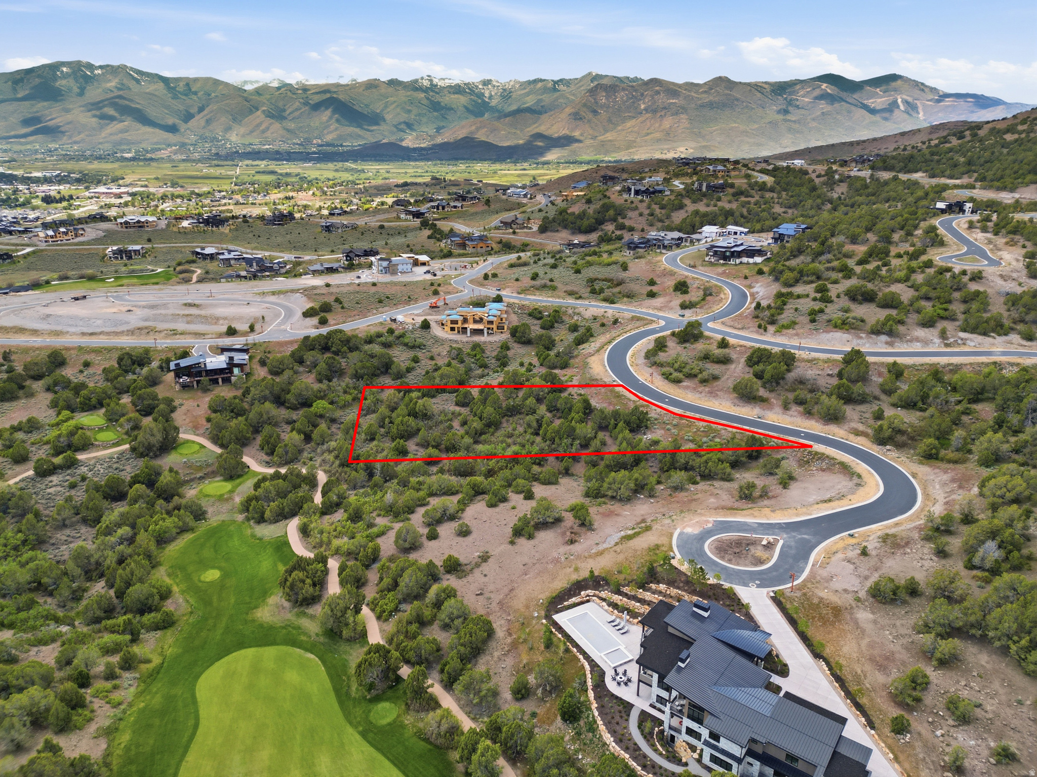 RED LEDGES - Land