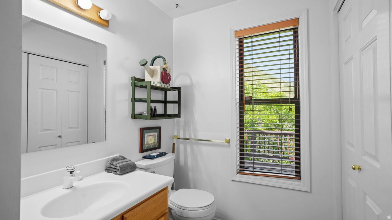 INTERLAKEN - Residential