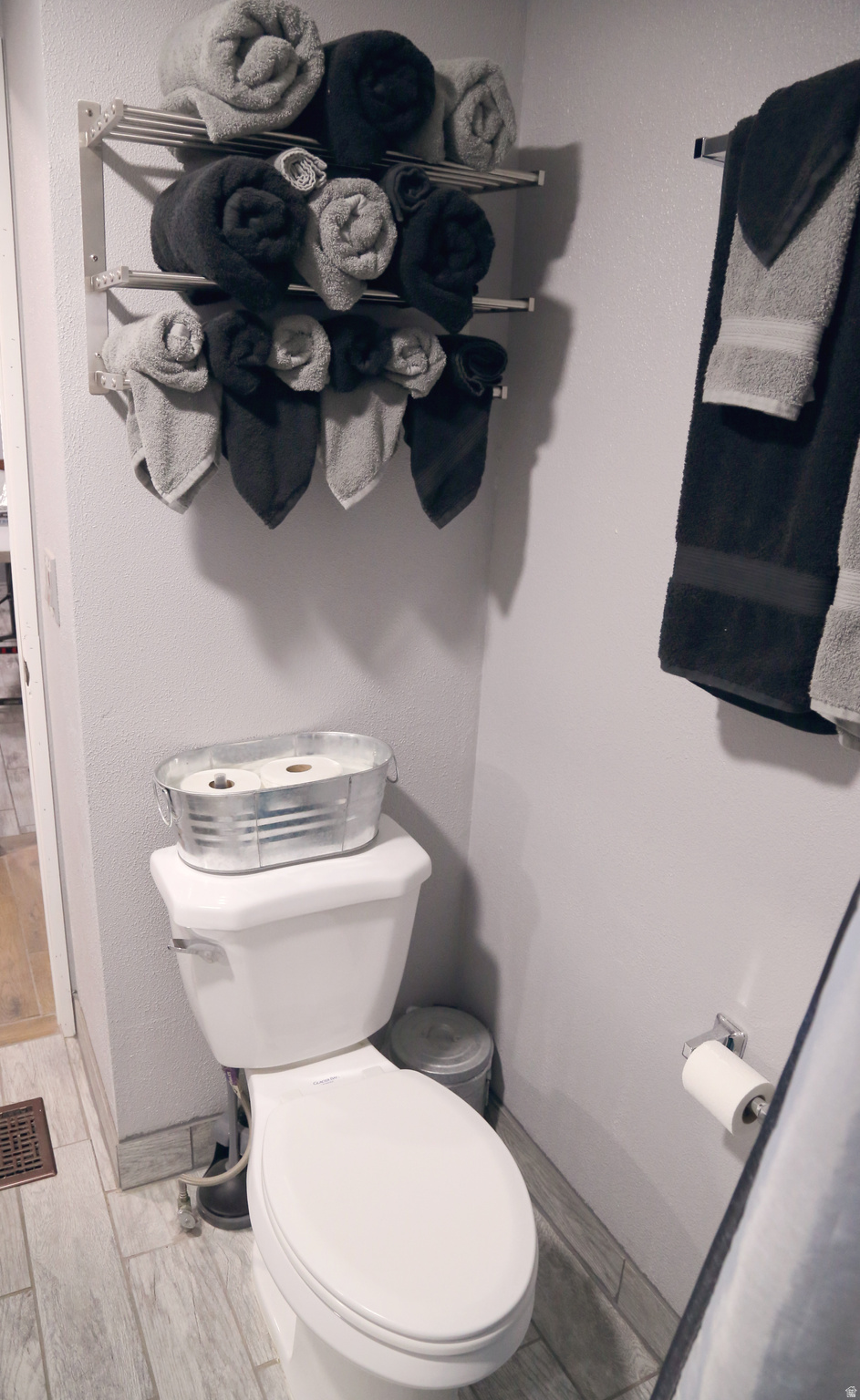 ERIKS ACRES - Residential