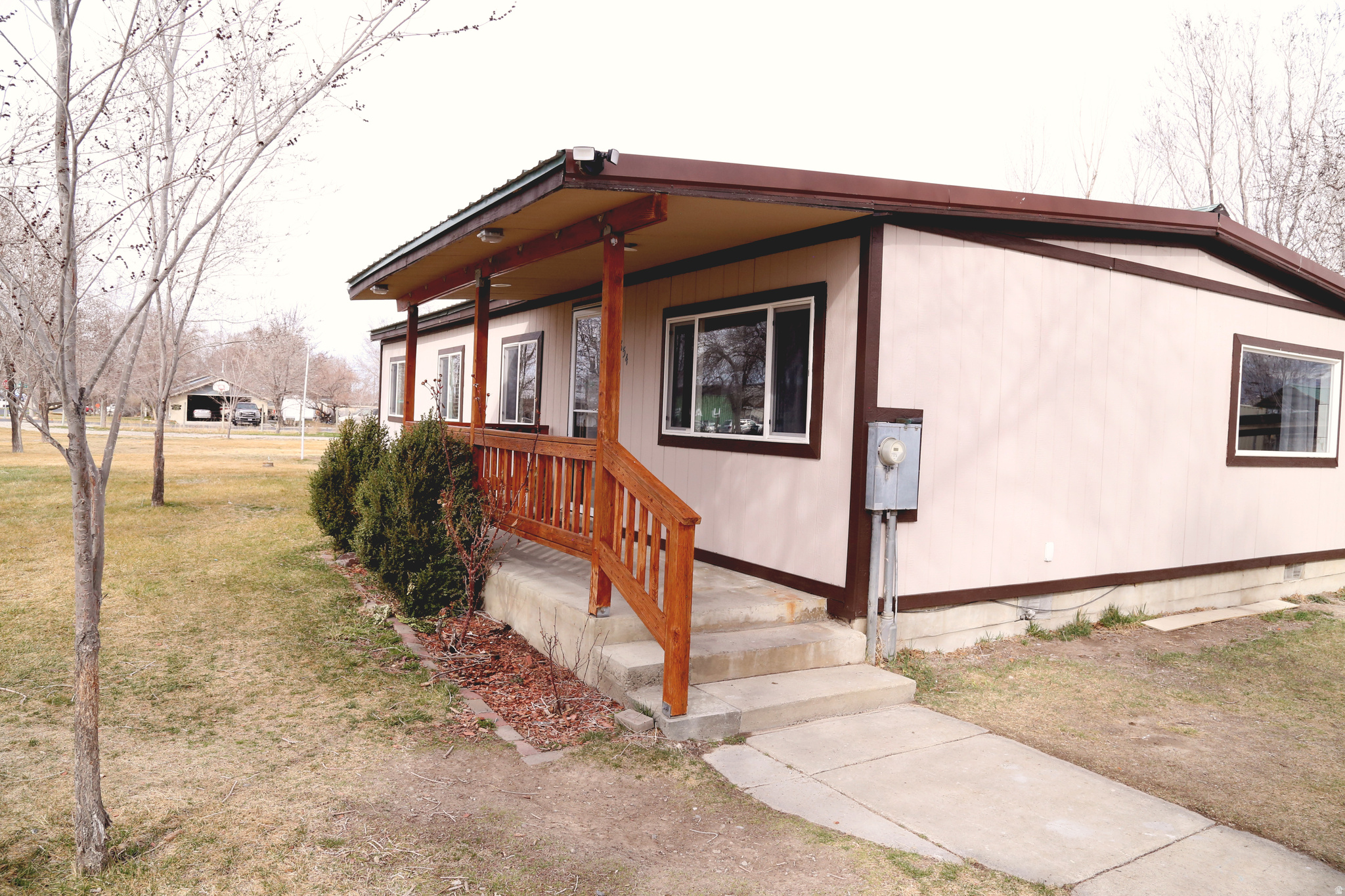 ERIKS ACRES - Residential