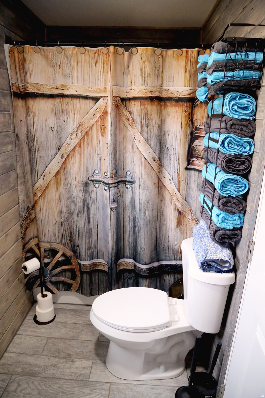 ERIKS ACRES - Residential